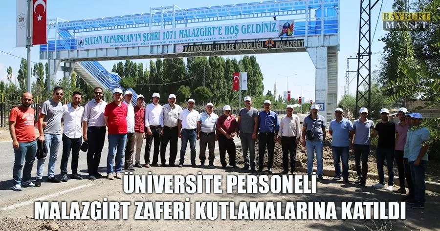 Üniversite Personeli Malazgirt Zaferi Kutlamalarına Katıldı