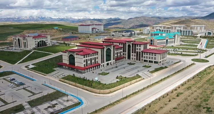 Bayburt Üniversitesi TEKNOFEST'te Başarıları Katladı!