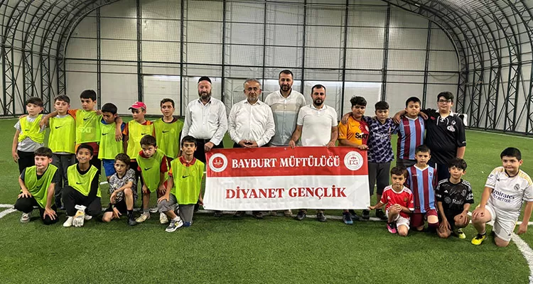 Bayburt'ta Yaz Kur'an Kursları Arası Futbol Turnuvası Başladı