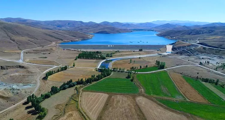 Demirözü Barajı, Bayburt Tarımına Can Verdi, 820 Milyon TL Katkı Sağlıyor