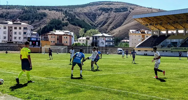 Bayburt Özel İdarespor, Türkiye Kupasında 2-0'lık Net Galibiyetle İkinci Tura Yükseldi