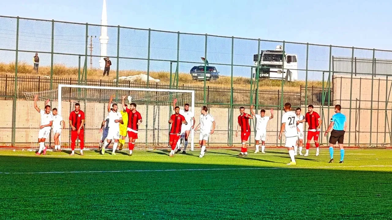 Bayburt Özel İdare Spor, Yozgat'ta 90+3'te Yediği Golle 1 Puandan Oldu