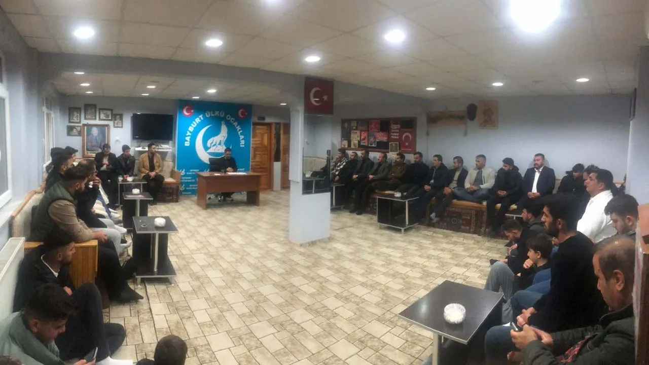 Bayburt Ülkü Ocakları'nda Tarih Dersi: Eski Türklerde Millet ve Devlet