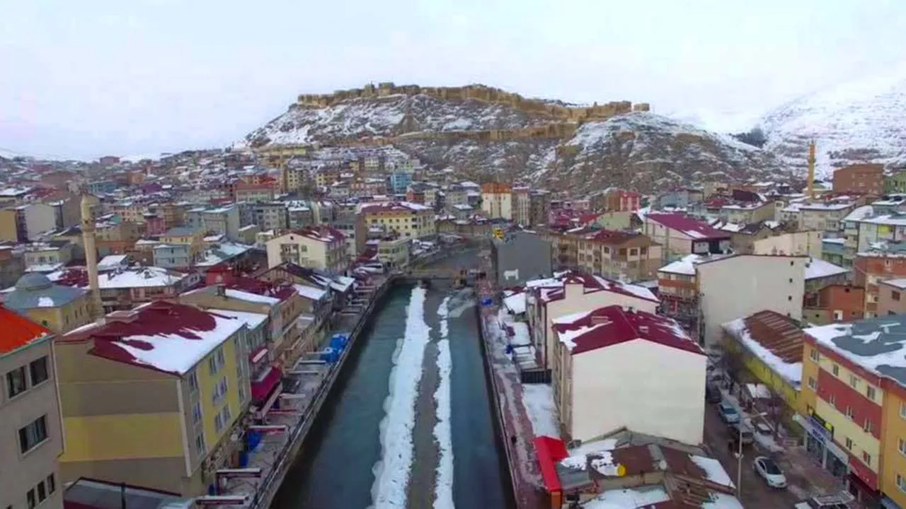 Bayburt'ta Kar ve Soğuk Hava Uyarısı, Zirai Don Tehlikesi, Kazakları Montları Hazırlayın!