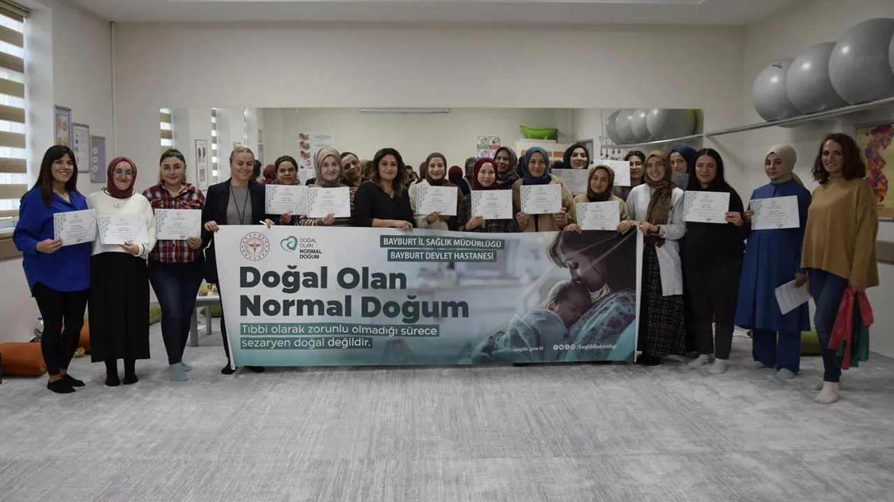 Sağlık Çalışanlarına Normal Doğum Eğitimi