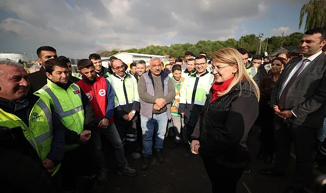 Başkan Ovalıoğlu, yılın son gününde personelle bir araya geldi