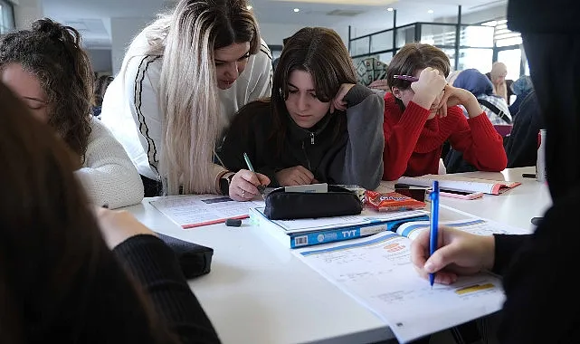 Büyükşehir’den gençlere başarı ve motivasyon kampı;  Akademi Lise öğrencileri TYT için kampa girdi