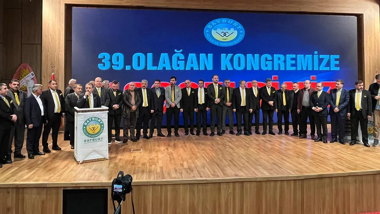 Bayburt Kültür ve Yardım Derneği 39. Olağan Genel Kurulu Coşkuyla Gerçekleşti