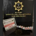 Bayburt'ta Uyuşturucu Operasyonu: 6 Sentetik Hap Ele Geçirildi