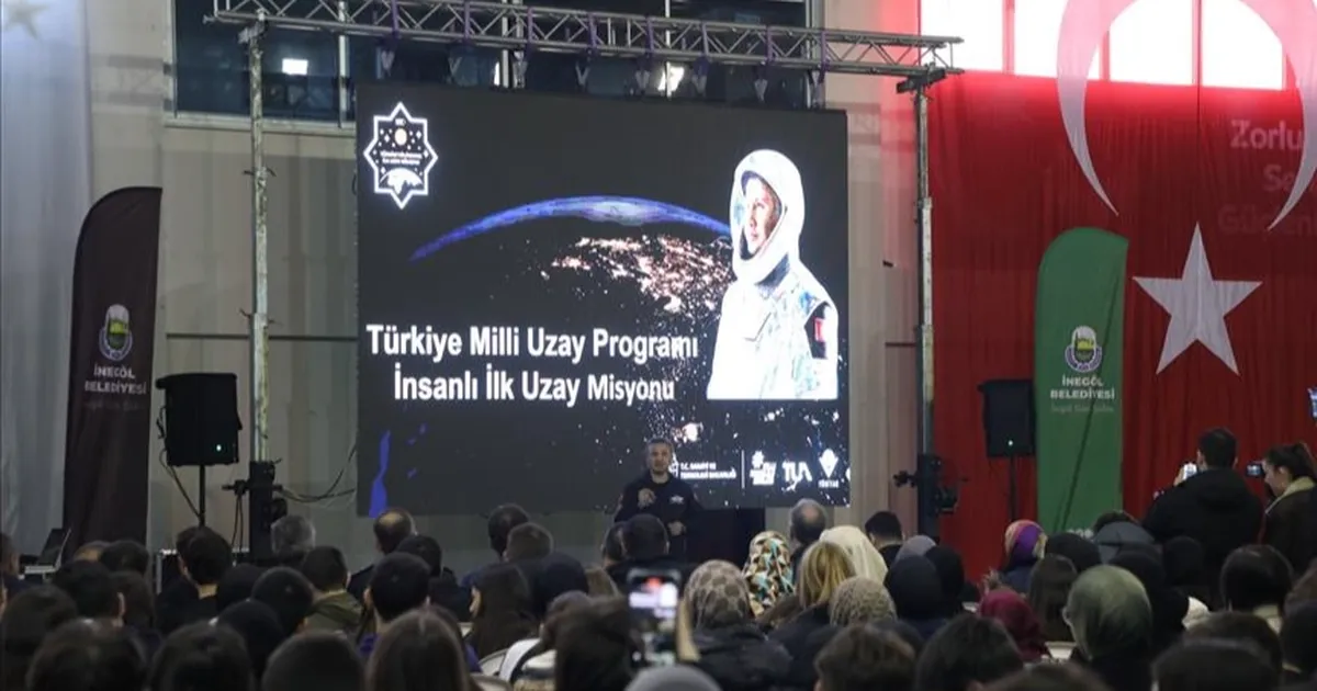 Astronot Alper Gezeravcı Bursa İnegöl’de öğrencilerle buluştu haberi