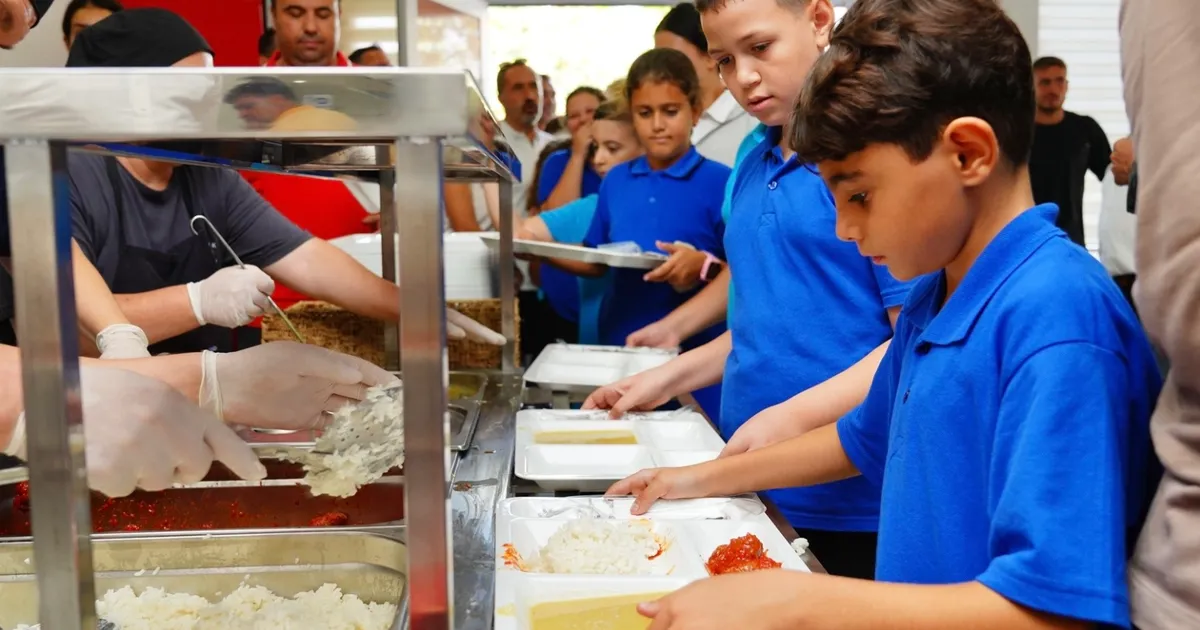 Balıkesir'de Ayvalıklı öğrencilere ikinci lokanta geliyor haberi