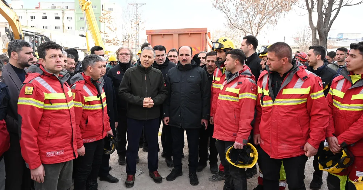 Başkan Altay'dan arama kurtarma ekiplerine teşekkür haberi