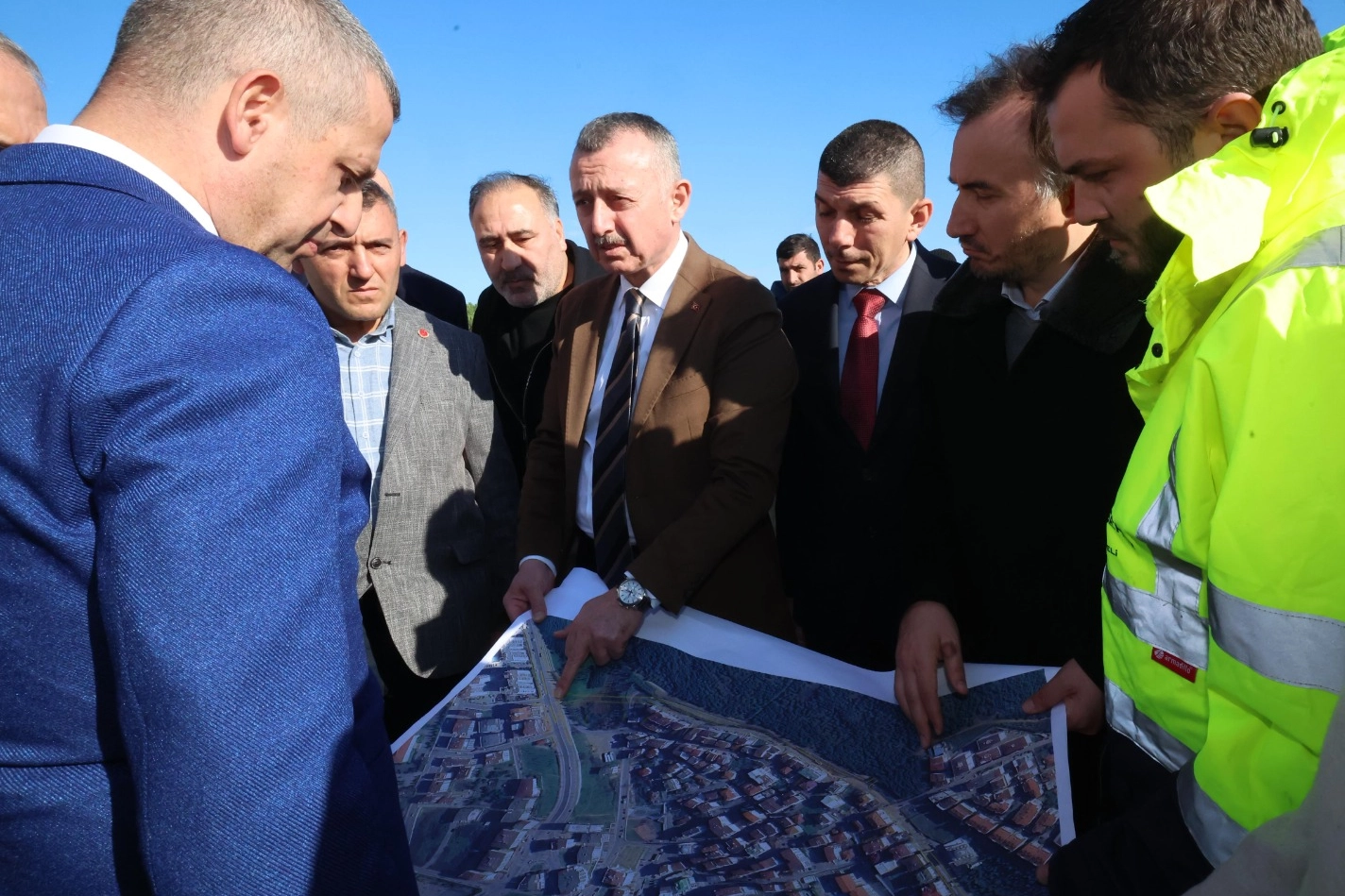 Başkan Büyükakın, Gebze'deki yol çalışmalarını inceledi haberi