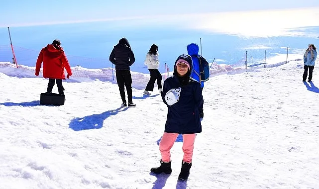 Başkan Topaloğlu’ndan sanatçılarımıza önce teleferik sonra piknik jesti haberi