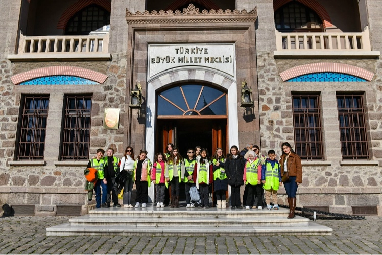 Başkentli çocuklardan tarihi kent yolculuğu haberi