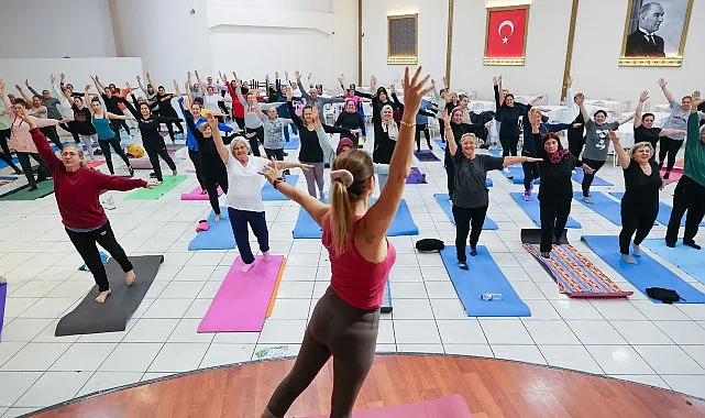 Buca’da pilates, zumba, yoga derslerine kadınlardan büyük ilgi haberi