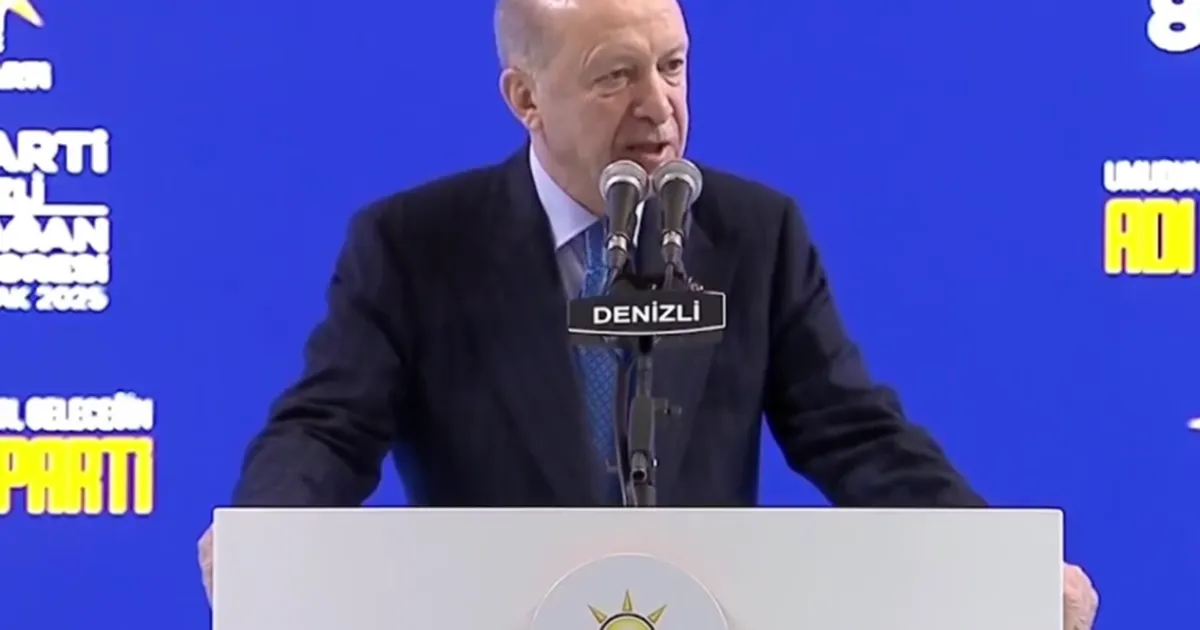 Cumhurbaşkanı Erdoğan Denizli'de... Hedeflerimizle aramıza kimse giremez haberi