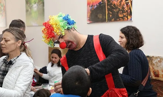 Edremit Belediyesi’nden Miniklere Çocuk Şenliği haberi