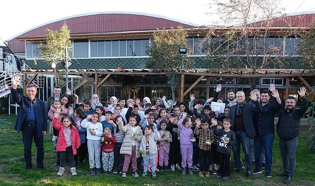 Enerjisa Dağıtım Şirketleri Deprem Bölgesinde Çalışanlarını ve Ailelerini Desteklemeye Devam Ediyor haberi