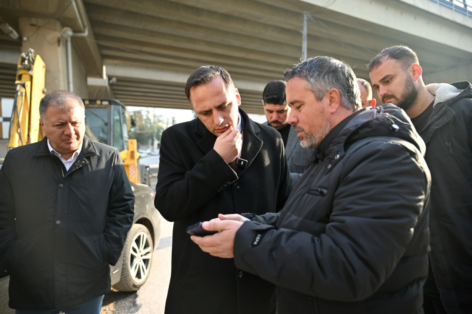 İzmir Bornova’da yol sorunlarına acil çözüm haberi