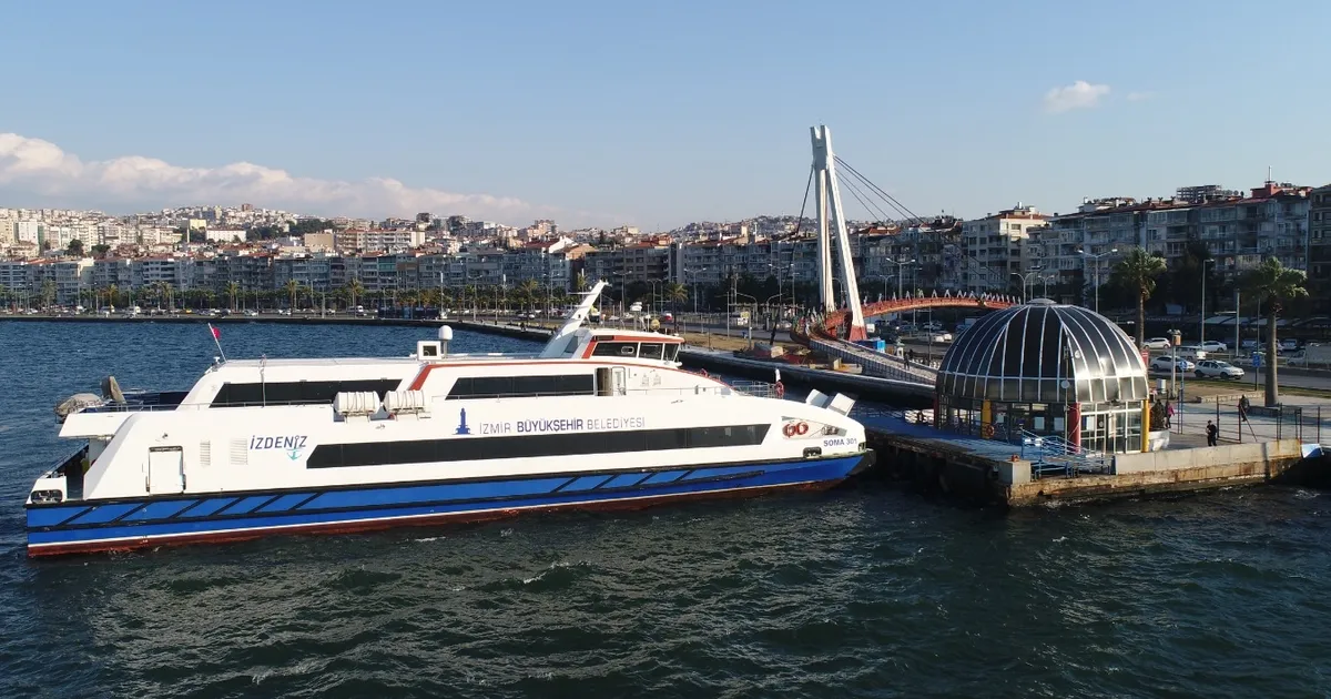 İzmir'de Göztepe ve Karantina iskeleleri yeniden devrede haberi