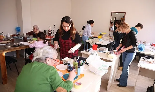 Kartepe’de Seramik Kursuna Büyük İlgi haberi