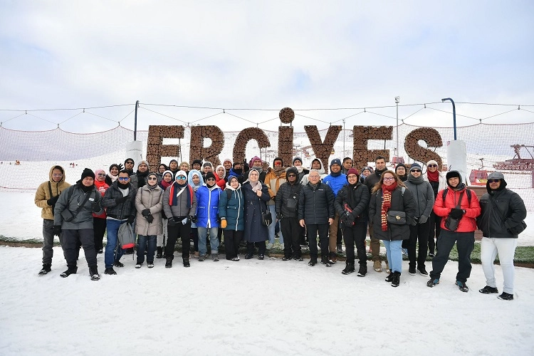 Kayseri Erciyes'e Büyükkılıç'tan ziyaret haberi