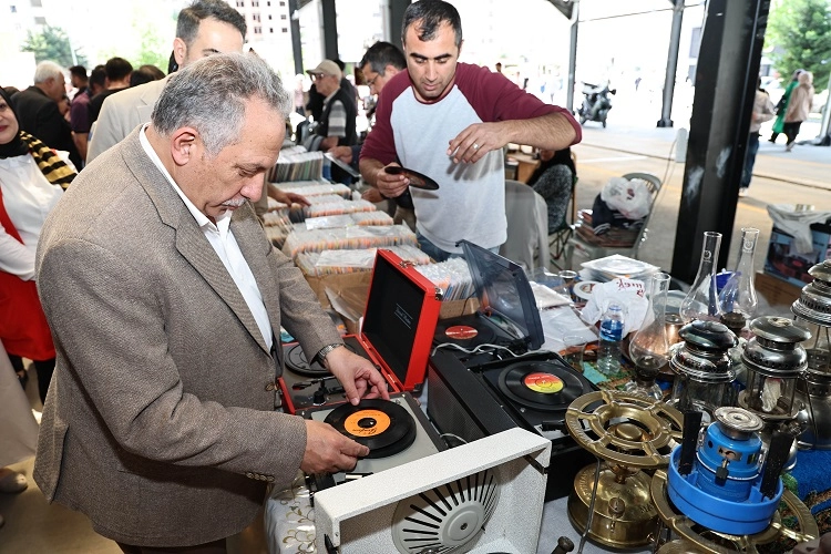 Kayseri Talas'ta Antika Pazarı yarın açılıyor haberi