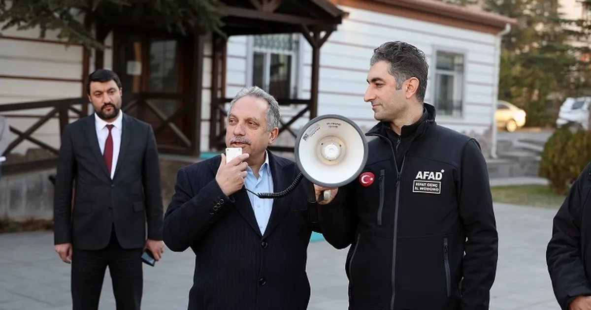 Kayseri Talas'ta deprem tatbikatı haberi