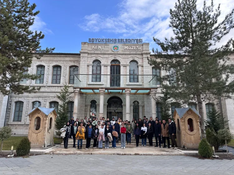 Malatya'da gençlere kültür bilinci aşılanıyor