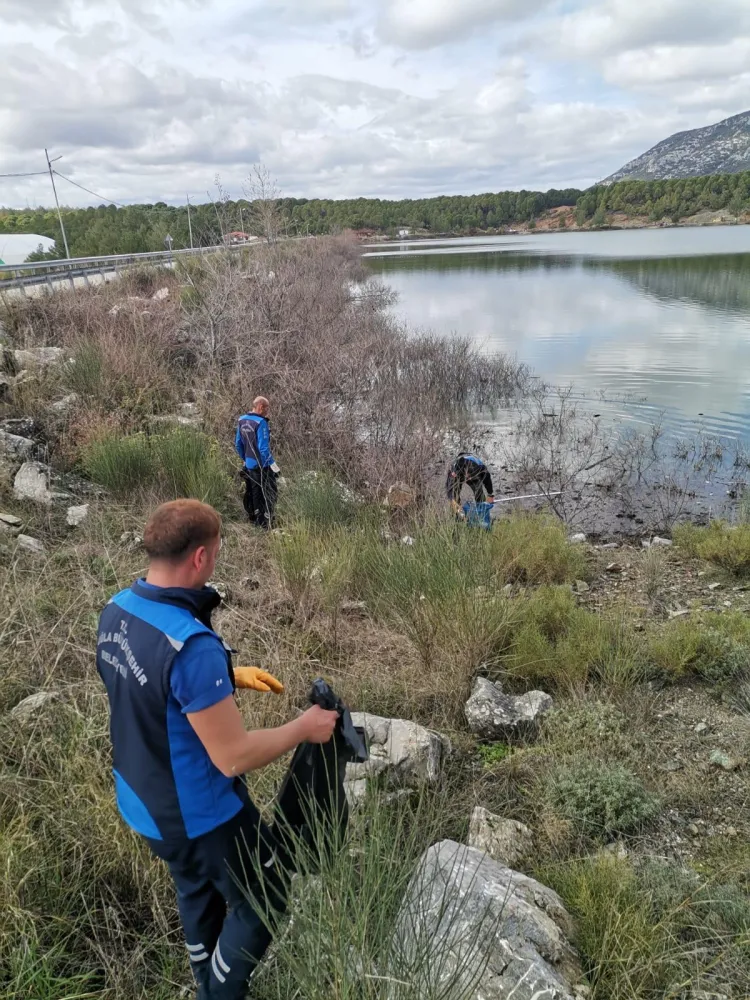 Muğla Ula Göleti'nde kapsamlı temizlik haberi