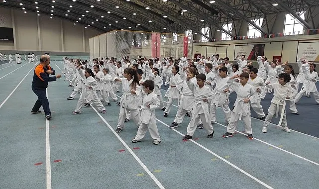 Osmangazi’de karate eğitim semineri haberi