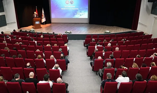 Rektör Budak, “Tıp Fakültemiz, global standartlarda kaliteli eğitimi ile referans oluyor” haberi