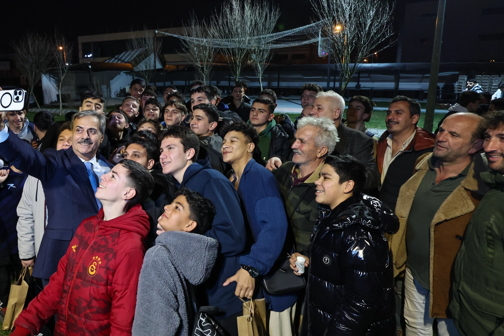 Sakarya’da Başkan Alemdar gençlerle buluştu haberi