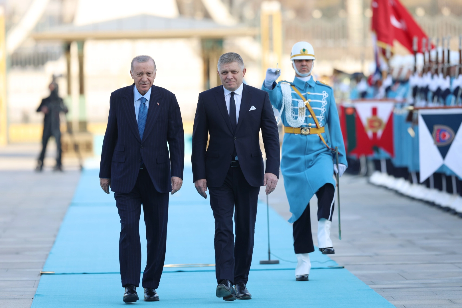 Slovakya Başbakanı Fico Ankara’da... Erdoğan: Önceliğimiz Suriye'nin istikrarı haberi