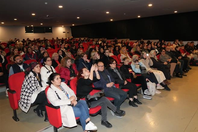 Sokak hayvanları için bir araya geldiler haberi