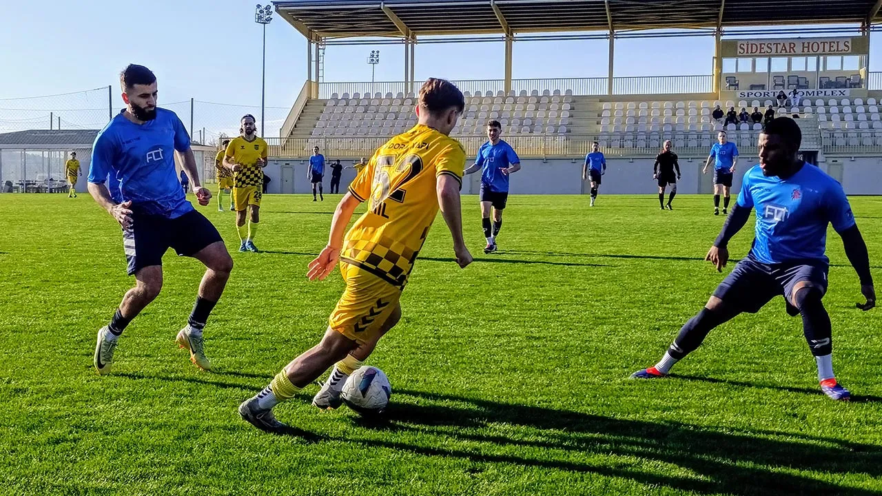 Bayburt Özel İdare Spor, Hollanda Ekibini 3-1 İle Geçti! Haberi