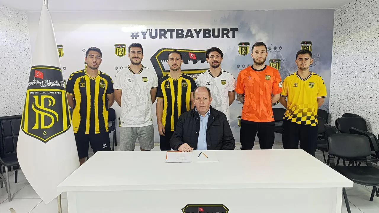 Bayburt Özel İdare Spor Transferde Coştu! 6 Futbolcuyla Sözleşme İmzalandı Haberi