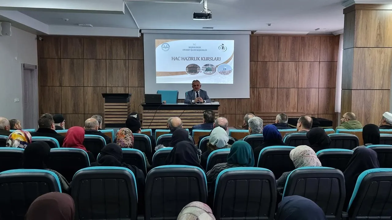 Bayburt'tan Kutsal Topraklara Gidenlere Özel Seminer! Haberi