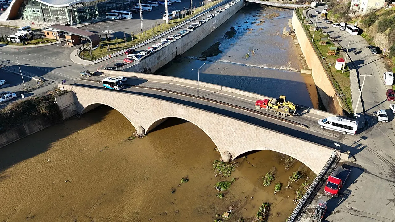 DSİ Trabzon'a 2 Yılda 212 Köprü İnşa Etti Haberi