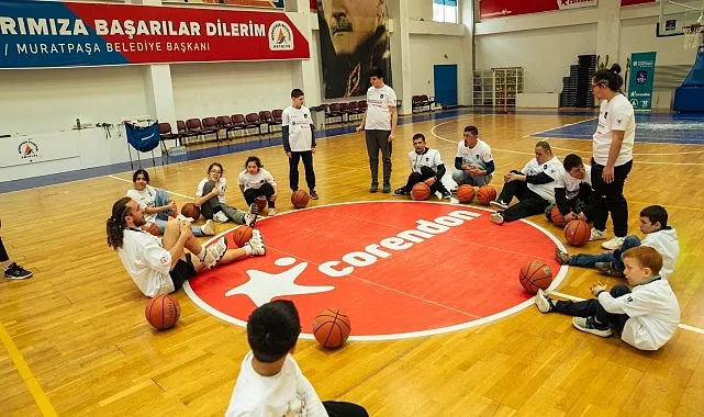 Anadolu Efes Spor Kulübü’nün 2024-2025 Sezonu One Team Sosyal Sorumluluk Projesi Antalya’da Başladı haberi