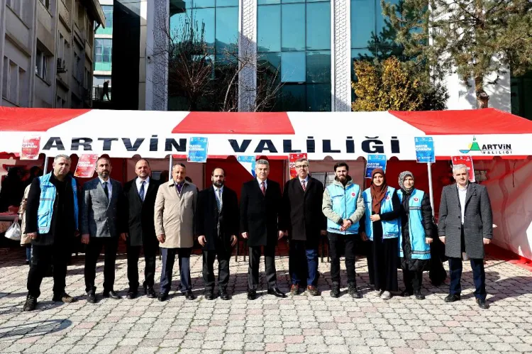 Artvin'de 'Hayır Çarşısı' kermesine yoğun ilgi haberi