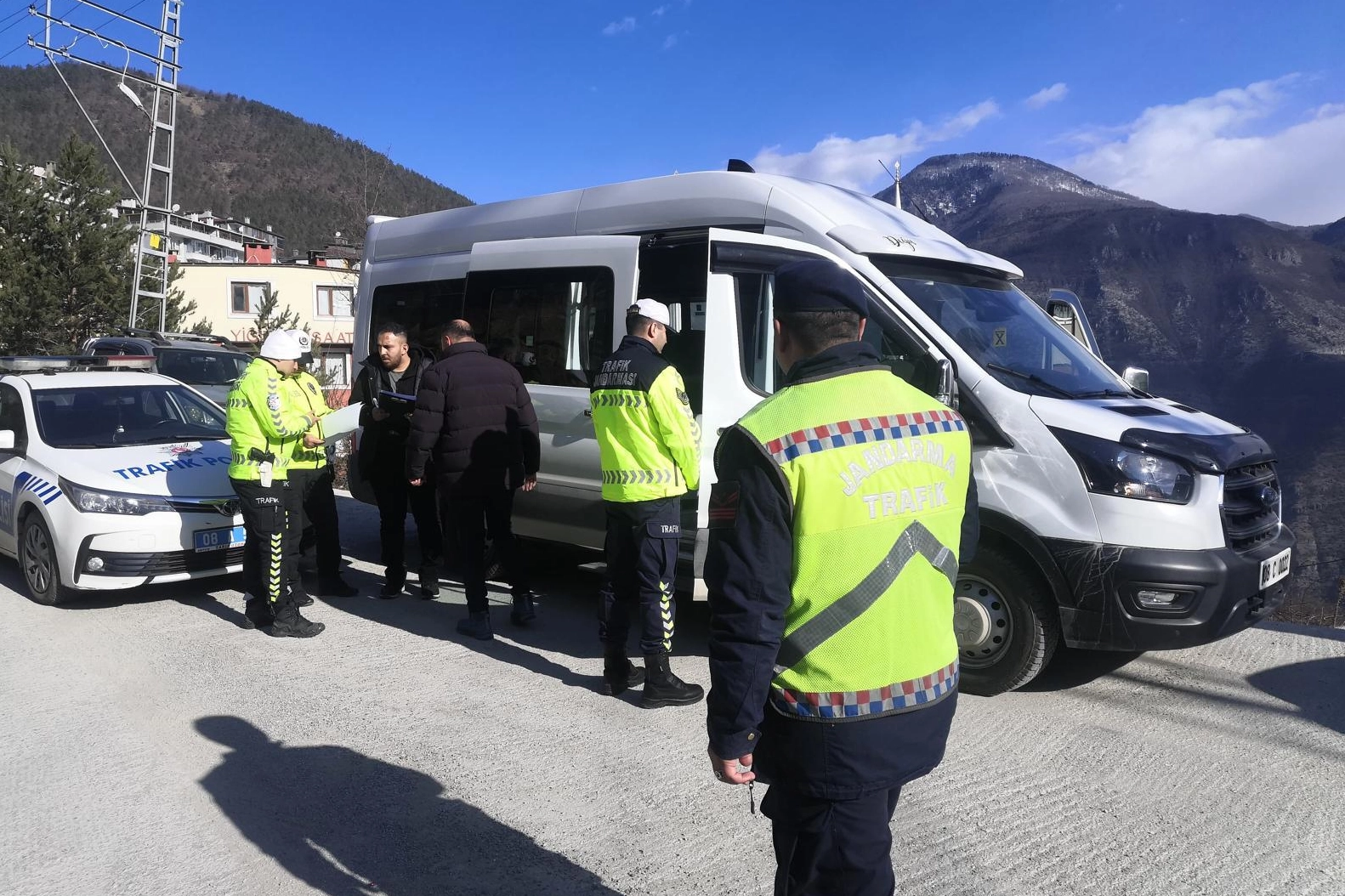 Artvin’de trafik denetimlerine devam haberi