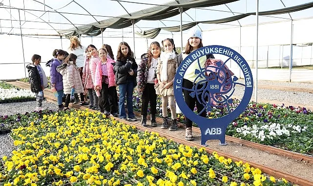 Aydın Büyükşehir Belediye Başkanı Özlem Çerçioğlu, öğrencilerin eğitim ve öğretimine destek olmaya devam ediyor. haberi