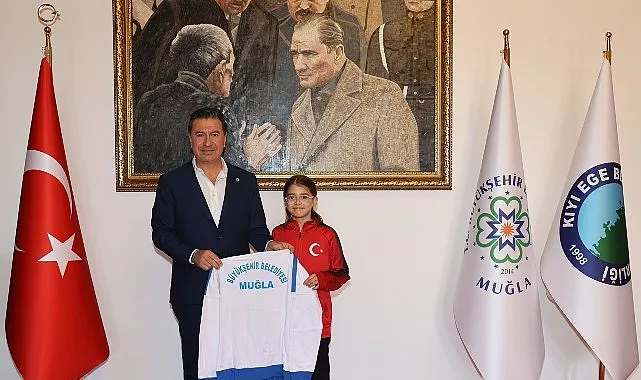 Büyükşehir Sporcusu Masa Tenisi’nde Dünya Dördüncülüğü’ne Yükseldi haberi