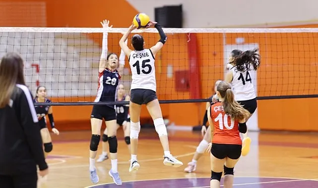 Çeşme’de İlk Voleybol Lig Maçı Heyecanı haberi