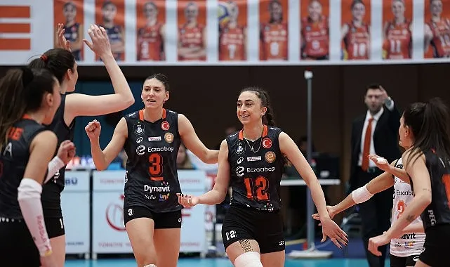 Eczacıbaşı Dynavit, AXA Sigorta Kupa Voley’de adını dörtlü finale yazdırdı haberi