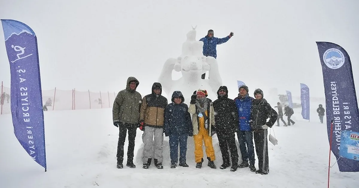 Erciyes'teki kar sanat eseri haberi