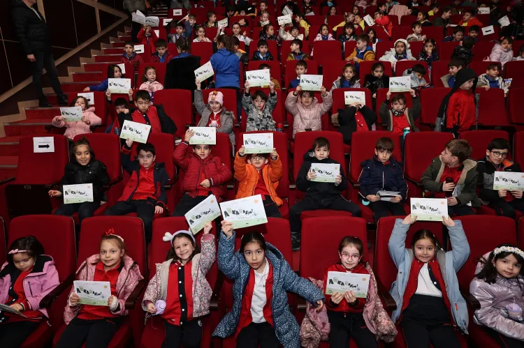 Hümeyra Koçer Köylü, çocuklarla dostluğu konuştu haberi