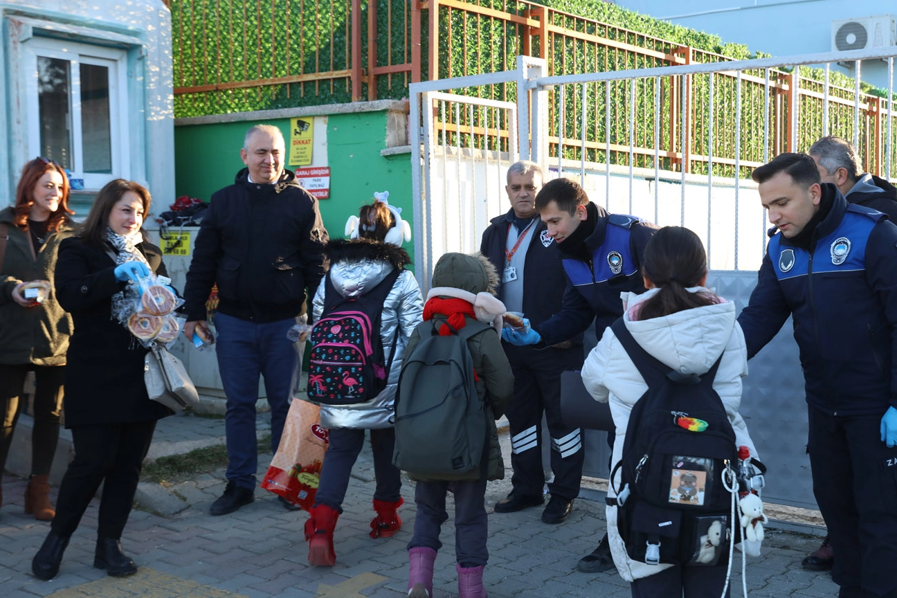 İzmir Güzelbahçe'den İmece örneği haberi